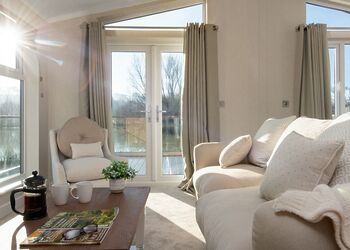 Orchard Deluxe Twin Lakes-Edge 3 Hot Tub Pet (sleeps 8) - Clawford Lakes Resort and Spa, Clawton, Nr Holsworthy