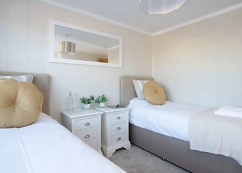 Orchard Deluxe Twin Lakes-Edge 3 Hot Tub Pet (sleeps 8) 