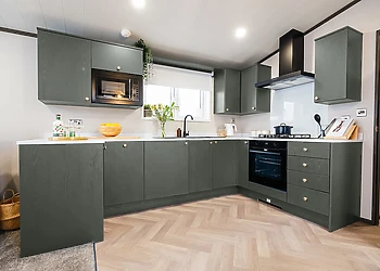 Meadow Luxury 2 Bed Holiday Home Hot Tub Pet (sleeps 4) 