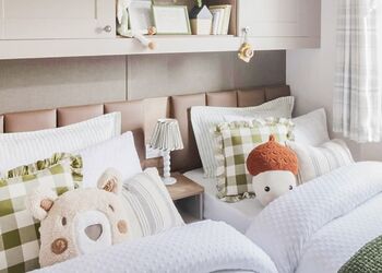 Oak 2 Holiday Home Hot Tub (pet) - Clawford Lakes Resort and Spa, Clawton, Nr Holsworthy