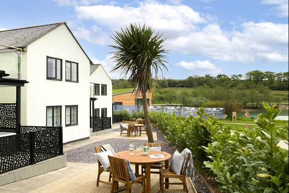 Lake Ground Floor Apartment Hot tub - Clawford Lakes Resort and Spa, Clawton, Nr Holsworthy