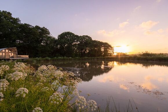 Luxury Cocoon - Clawford Lakes Resort and Spa, Clawton, Nr Holsworthy