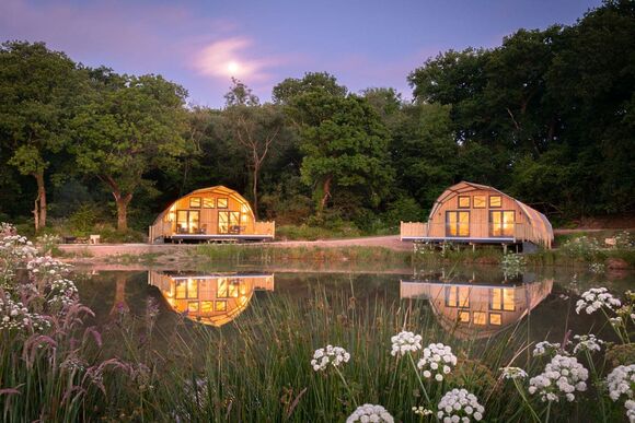 Luxury Cocoon - Clawford Lakes Resort and Spa, Clawton, Nr Holsworthy
