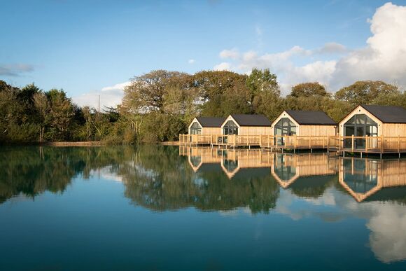 Lake Pod Plus - Clawford Lakes Resort and Spa, Clawton, Nr Holsworthy