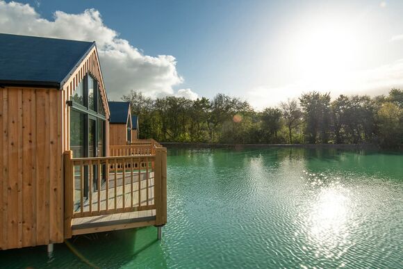 Lake Pod Plus - Clawford Lakes Resort and Spa, Clawton, Nr Holsworthy