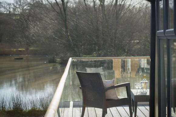 Orchard Deluxe Lakes Edge 2 Hot Tub Pet (Sleeps 6) - Clawford Lakes Resort and Spa, Clawton, Nr Holsworthy