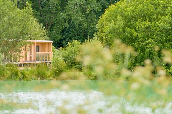 Signature Lake Pods - Clawford Lakes Resort and Spa, Clawton, Nr Holsworthy