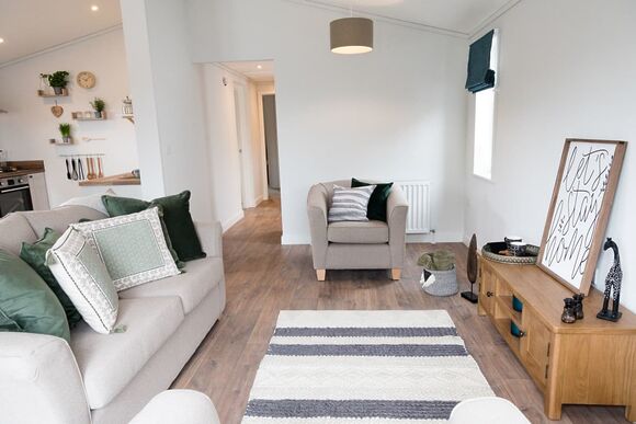 All imagery shown is a representation only. Style, decor and exact views vary by lodge. 