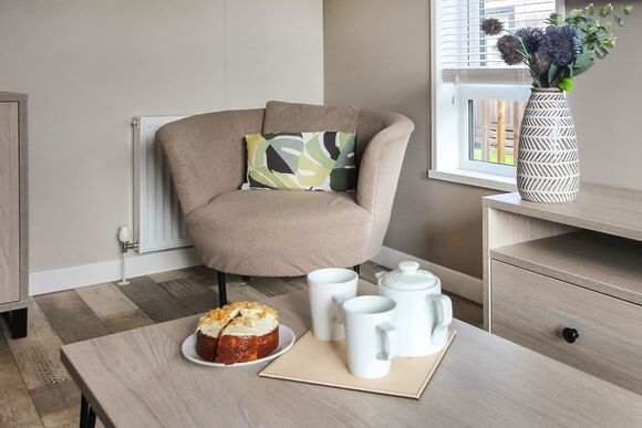 Orchard Deluxe Double Lakes 3 Hot Tub Pet - Clawford Lakes Resort and Spa, Clawton, Nr Holsworthy