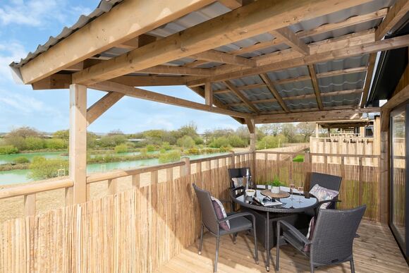 Please note: All imagery shown is a representation only. Style, decor and exact views vary by lodge 