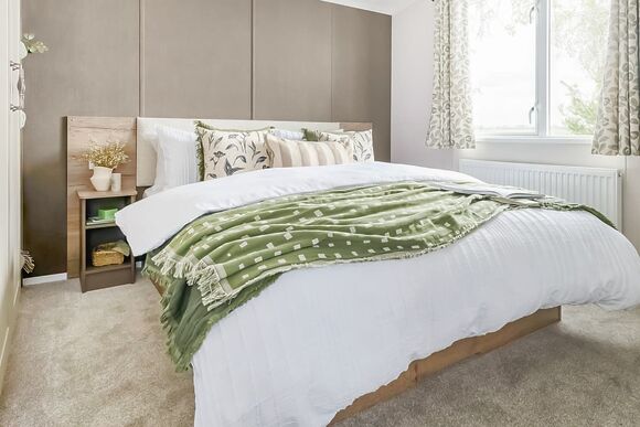 Oak 2 Holiday Home Hot Tub (pet) - Clawford Lakes Resort and Spa, Clawton, Nr Holsworthy