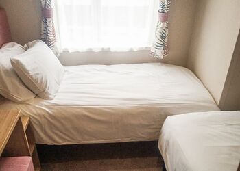 Lodge Hot Tub 4 Bed No Pets - Clarach Bay Holiday Village, Clarach Bay, Nr Aberystwyth