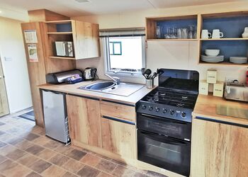  Gold Plus 3 Bed No Pets Hot Tub Sleeps 6 - Clarach Bay Holiday Village, Clarach Bay, Nr Aberystwyth