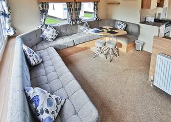 Gold Plus 2 Bed Pet Hot Tub Sleeps 4 - Clarach Bay Holiday Village, Clarach Bay, Nr Aberystwyth