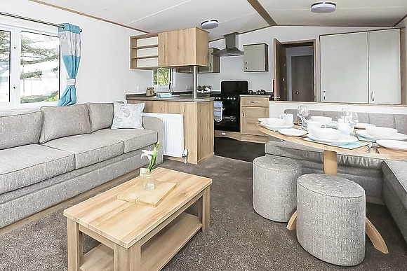 6 Berth Luxury Caravan (Pet) 