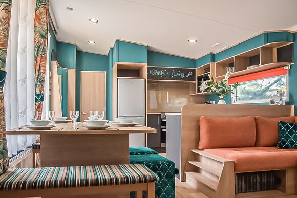 Burst of Blue 8 Berth Hot Tub (Pet) - Cleethorpes Pearl Holiday Park, Humberston, Nr Cleethorpes