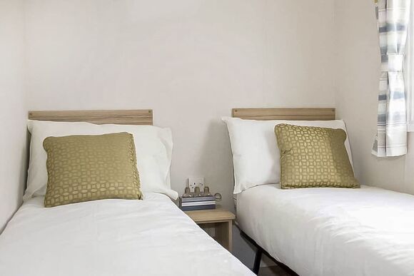 8 Berth Comfort Caravan - Cleethorpes Pearl Holiday Park, Humberston, Nr Cleethorpes