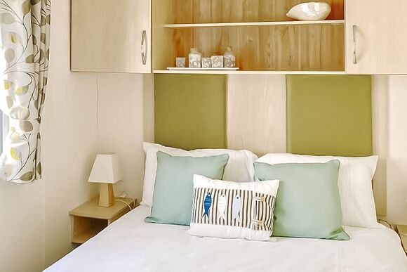 8 Berth Superior Caravan - Cleethorpes Pearl Holiday Park, Humberston, Nr Cleethorpes