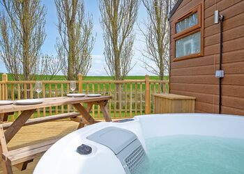 Micro Lodge - Cleveland Hills View, Hutton Rudby, Yarm 