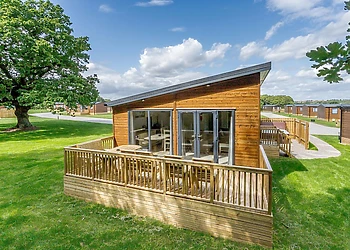 Sycamore Lodge Spa (Pet) 