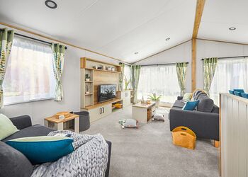 Diamond Lodge 2 Bed Pets Allowed (Hot Tub) - Clwydian View at ParcFarm, Mold