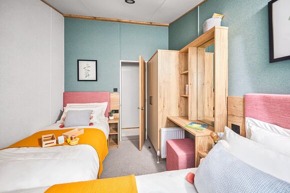 Diamond Lodge 2 Bed No Dogs (Hot Tub) - Clwydian View at ParcFarm, Mold