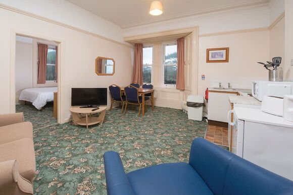 1 Bed Manor Apartment - Combe Martin Beach, Combe Martin