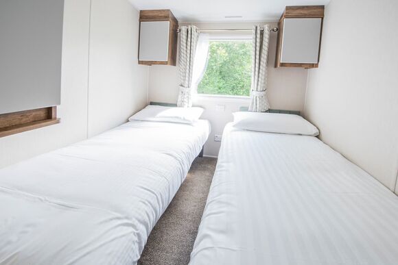 2 Bed Platinum Caravan (Pet) - Combe Martin Beach, Combe Martin