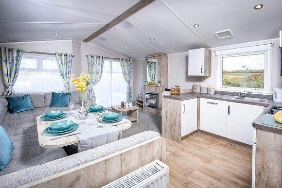 3 Bed Gold Caravan - Combe Martin Beach, Combe Martin
