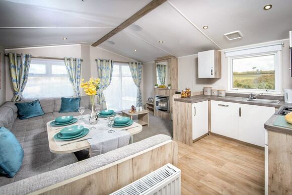 3 Bed Silver Caravan Pet - Combe Martin Beach, Combe Martin