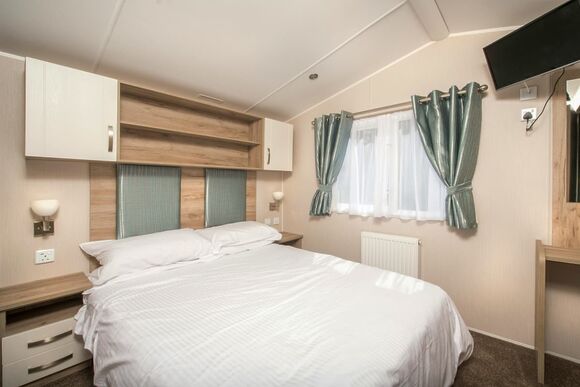 3 Bed Silver Caravan Pet - Combe Martin Beach, Combe Martin