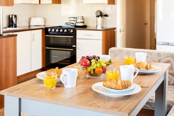 Bronze  2 Caravan - Coghurst Hall, Hastings