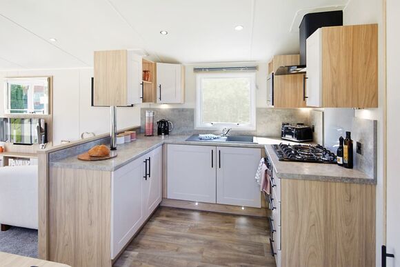 Platinum 8 Caravan - Coastfields Holiday Village, Ingoldmells, Skegness