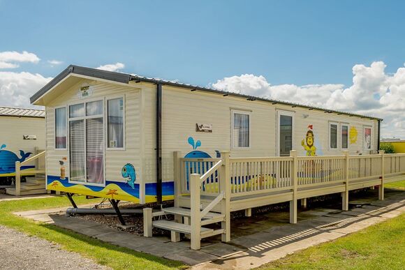 Luckie the Lion Gold 8 Caravan - Coastfields Holiday Village, Ingoldmells, Skegness