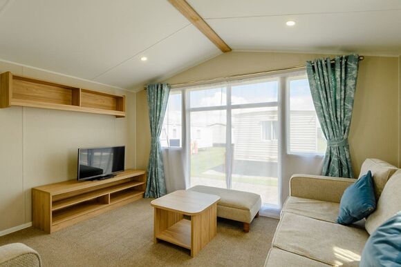 Luckie the Lion Gold 8 Caravan - Coastfields Holiday Village, Ingoldmells, Skegness