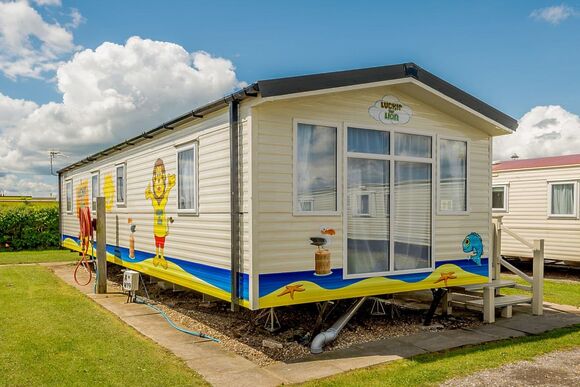 Luckie the Lion Gold 8 Caravan - Coastfields Holiday Village, Ingoldmells, Skegness