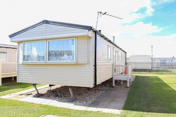 Bronze 8 Caravan (Pet) - Coastfields Holiday Village, Ingoldmells, Skegness