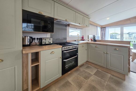 Platinum 4 berth - Coastfields Holiday Village, Ingoldmells, Skegness