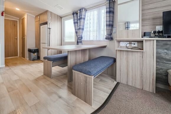 Silver 4 berth (Pet) - North Shore Holiday Park, Roman Bank, Skegness