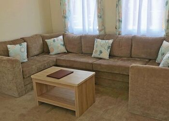 Colliery Lodge Wheelchair Friendly - Colliery Lane Lodges, Swadlincote, Nr Ashby-de-la-Zouch