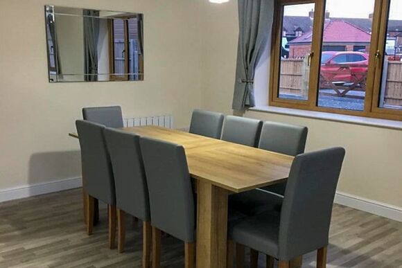 Colliery Cottage - Colliery Lane Lodges, Swadlincote, Nr Ashby-de-la-Zouch