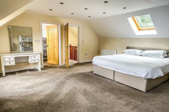 Colliery Cottage - Colliery Lane Lodges, Swadlincote, Nr Ashby-de-la-Zouch