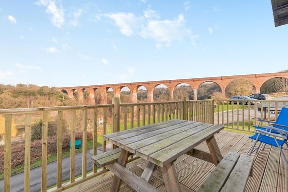 Cooke&rsquo;s Cottage - Captain Cook&rsquo;s Haven, Larpool, Whitby