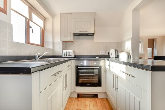 Cooke&rsquo;s Cottage - Captain Cook&rsquo;s Haven, Larpool, Whitby