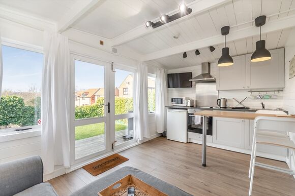 Cook&rsquo;s Cabin - Captain Cook&rsquo;s Haven, Larpool, Whitby