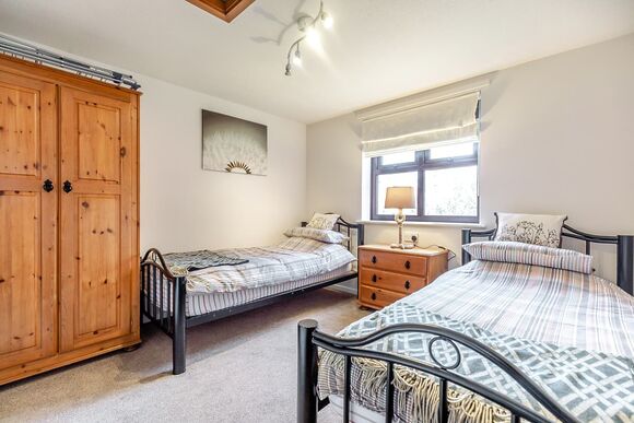 Navigator Cottage - Captain Cook&rsquo;s Haven, Larpool, Whitby