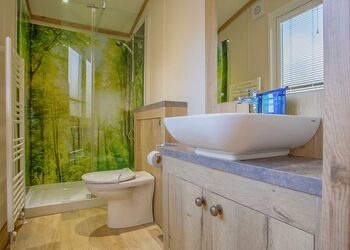 Heartwood Hot Tub 7 (5+2) Pet - Mersea Island Holiday Park, Mersea Island, Colchester