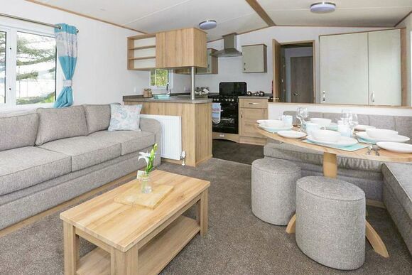 6 Berth Luxury Caravan Pet - Mersea Island Holiday Park, Mersea Island, Colchester