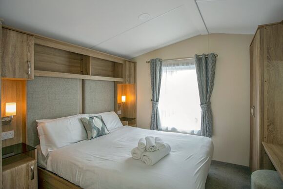 Prestige 2 (Pet) - Cowden Holiday Park, Cowden, Nr Hornsea