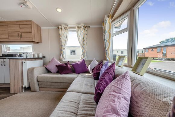 Bronze Caravan with parking  P, Bronze Caravan with parking - Crantock Beach, Newquay